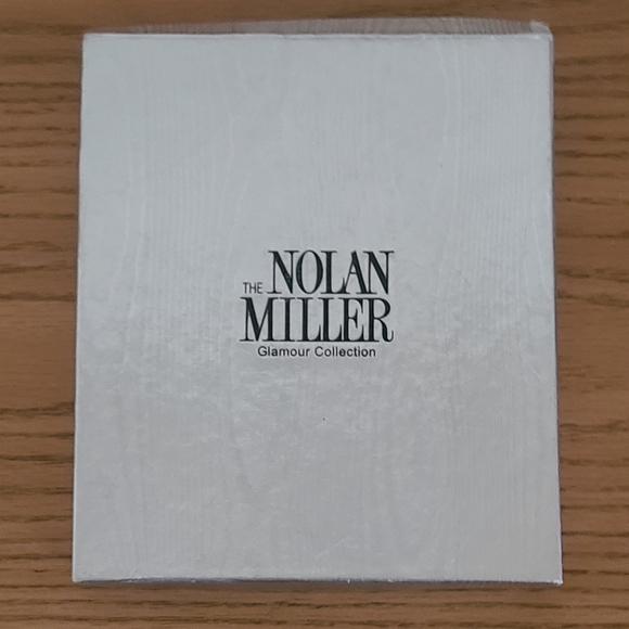 Y2K Contemporary StylePave Circle Pendant Set - Picture 11 of 12